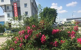 Autopark Hotel